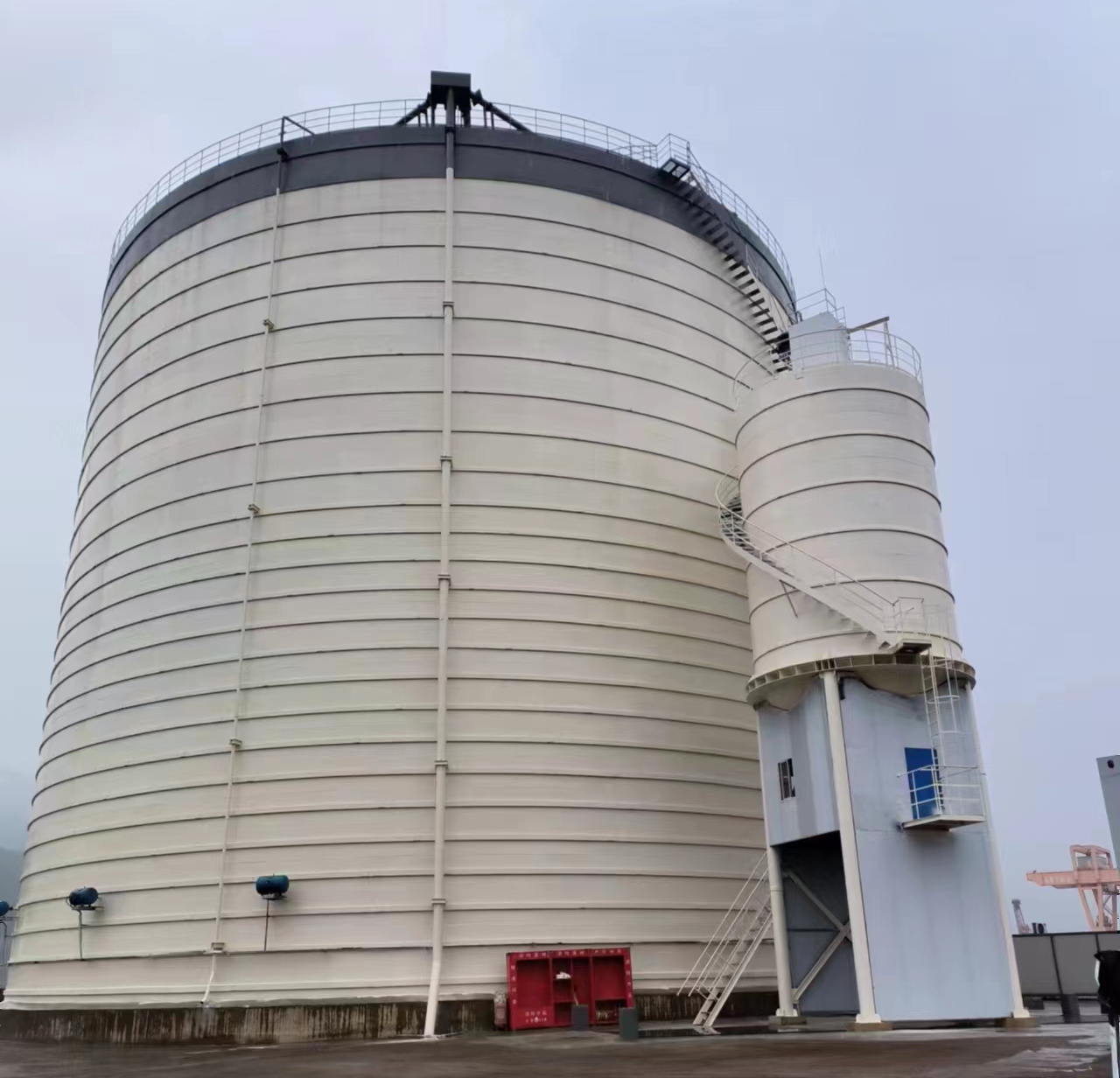 大悟10万吨水泥钢板库